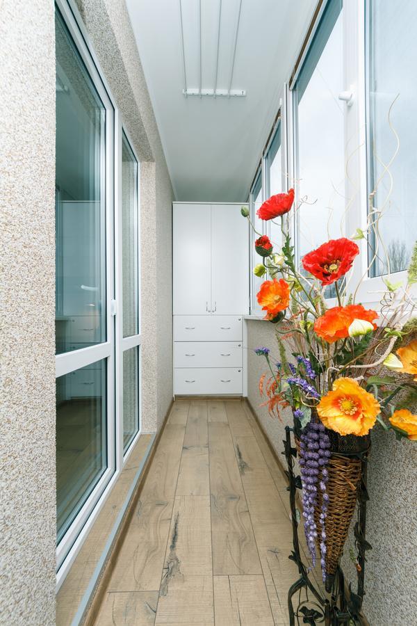 Apartment On Sevastopolska Square Kijev Kültér fotó